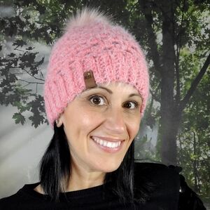 RIL GRANNY STITCH HATS- CROCHET- FAUX FUR